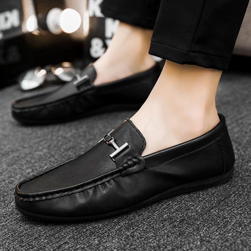 Fashion Round Toe Flat Leather Shoes for Men Black Cowhide On Sale Comfortable Pu Classic Original Fashion 2025 Luxury Man Casual Shoe