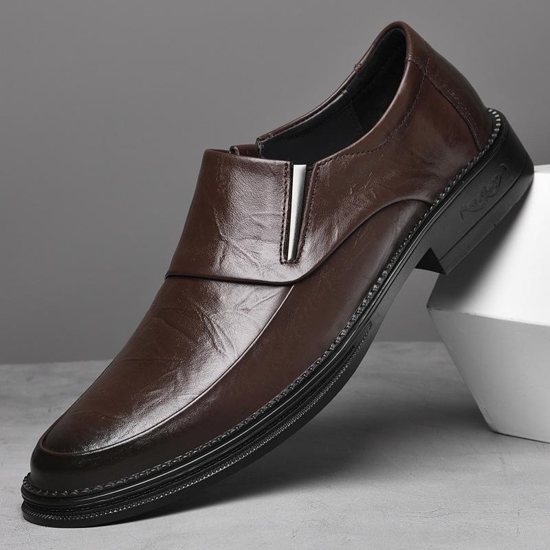 Men's shoes 2025 summer new men's gentleman's style light luxury waterproof one-pedal lightweight pointed head height increase casual leather shoes