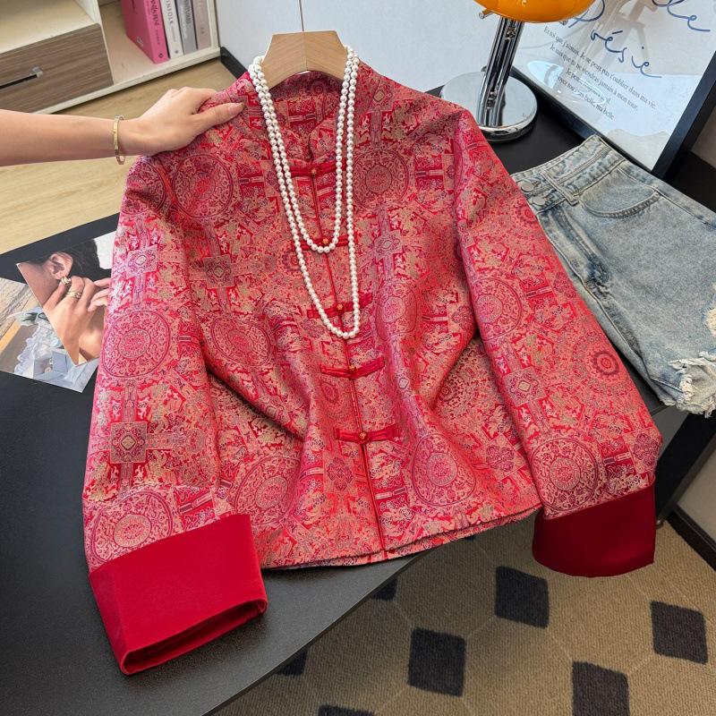 

Elegant Oriental Satin Jacquard Coat for Middle-Aged Women - Long Sleeve, Plus Size, Age-Reducing Style Large красный