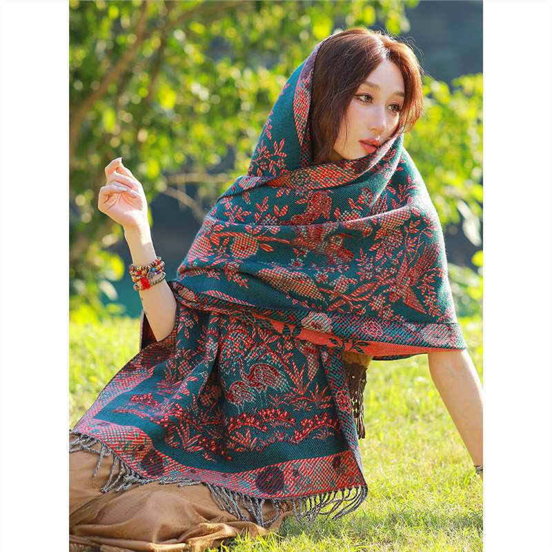 Skin Friendly And Breathable Warm And Versatile Home, Autumn And Winter Women'S Travel Shawl, Thick Cloak, Air Conditioning Blanket