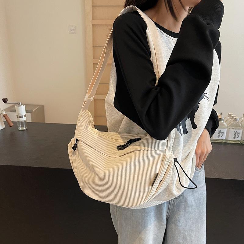Corduroy autumn and winter crescent leisure bag messenger bag women's versatile dumpling bag solid color light travel shoulder bag