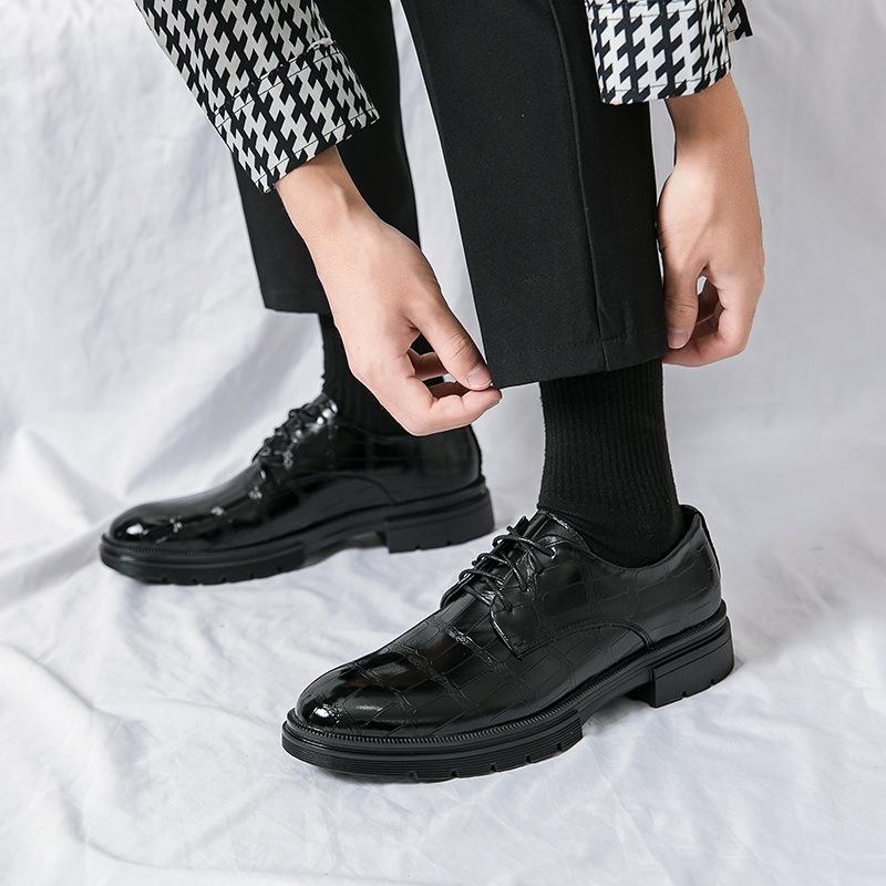 Men's Shoes Large Size New Leather Shoes Fashion Men's Block Carved Business Dress Leather Shoes Wedding Groom Shoes