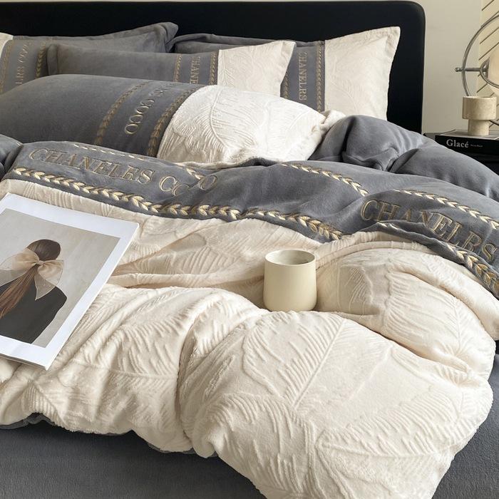Thickened Milk Fleece Four-Piece Double-Sided Fleece Quilt Cover Solid Color Bed Sheet Mattress Quilt Cover Dormitory Bedding