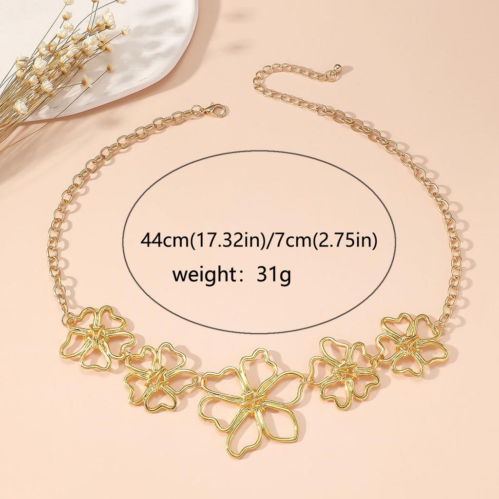 Popular Light Luxury Gold Shell Gold Flower Temperament Versatile Trend Design Necklace Jewelry