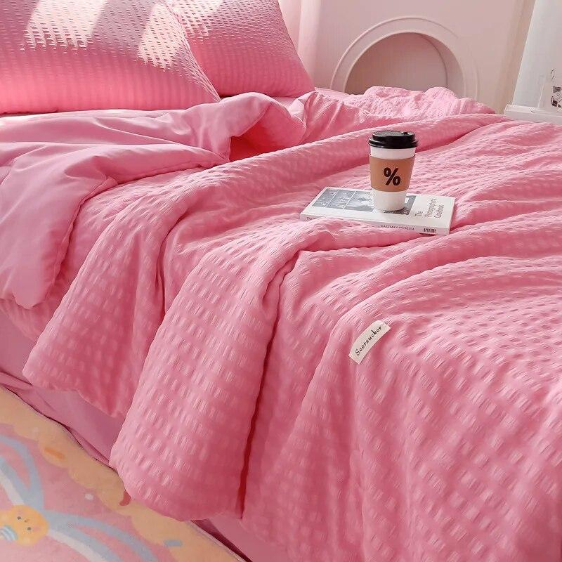 Seersucker Summer Cool Quilt Solid Color Comfortable Naked Sleep Thin Blanket Ice Silk Bedding Queen Quilt Size Blanket Summer