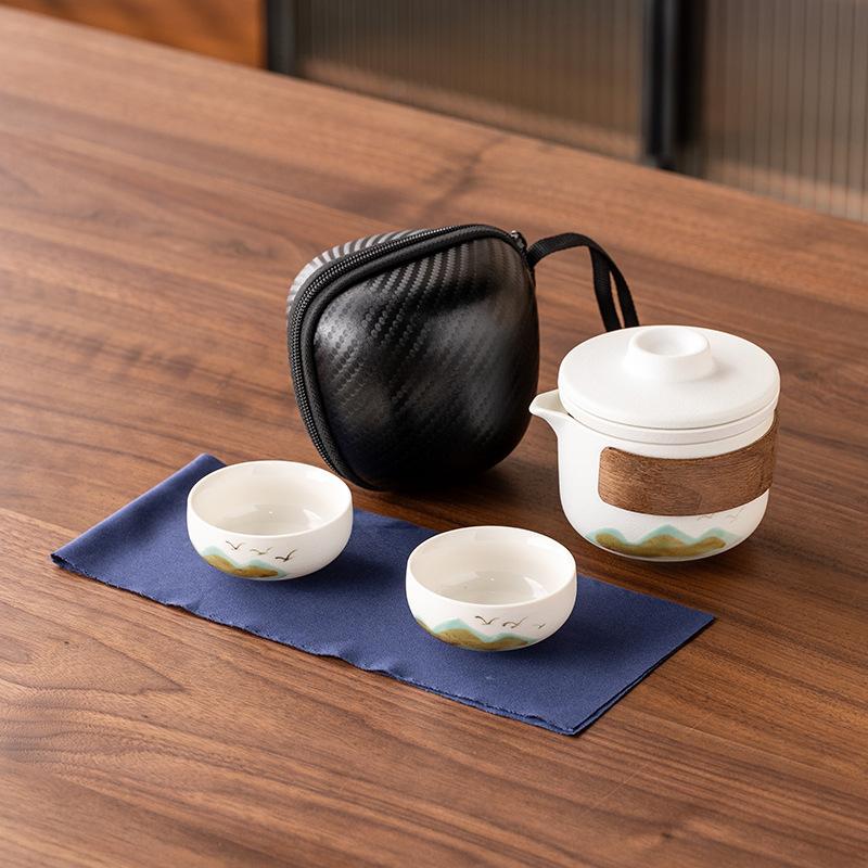 

Hand-painted new Chinese high-end gift tea set, one pot and four cups set, light luxury gift box, and the whole set of gifts.