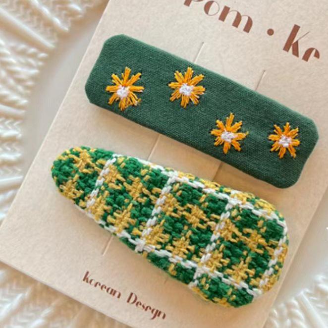 Korean Spring Green Floral Hair Clip for Kids - Cute Embroidered Flower BB Hairpin