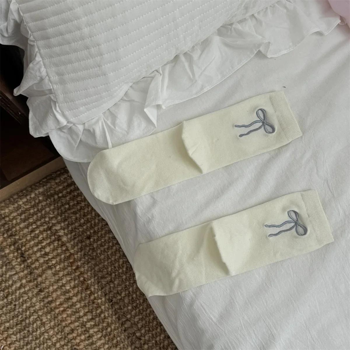 

Embroidery Bow Kawaii Socks Women Korean Style Black White Gray Pink Blue Long Socks Ballet Style Sweet Girls Lolita Cute Socks
