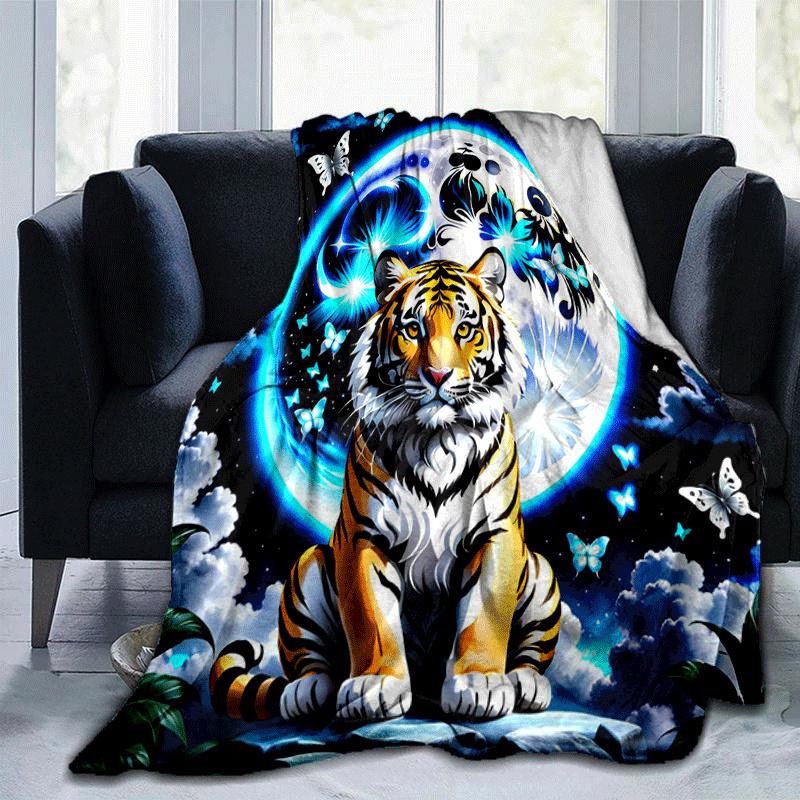 1pc Tiger Printing Lightweight Flannel Blanket, Comfortable and Warm Blanket, for Camping Sofa Bed and Couch Office, in All Seasons