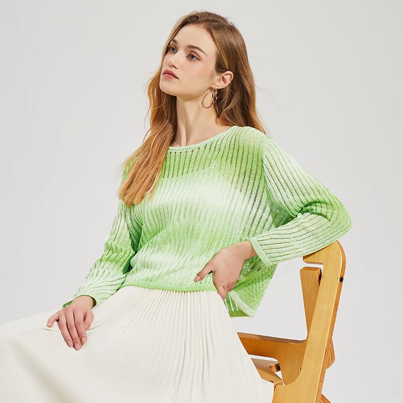 

Women s Gradient Knit Pullover S