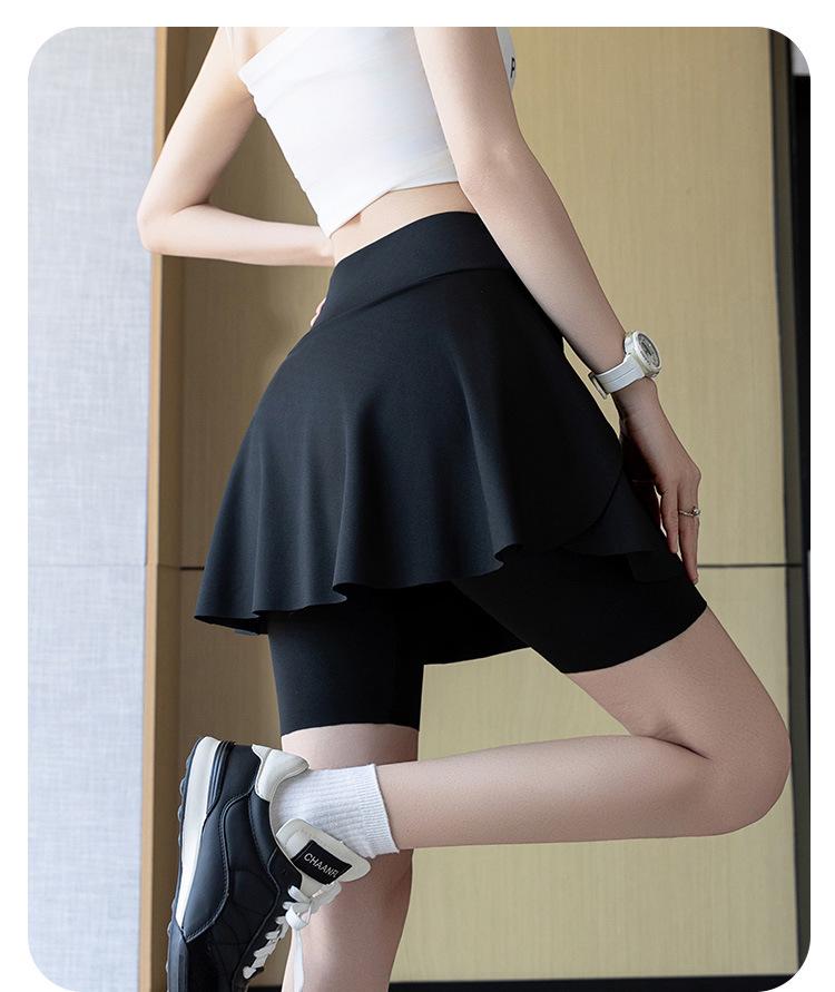 Women's Two-Piece Leggings with High-Waisted Skirt - Anti-Exposure, Color Block Yoga Shark Design