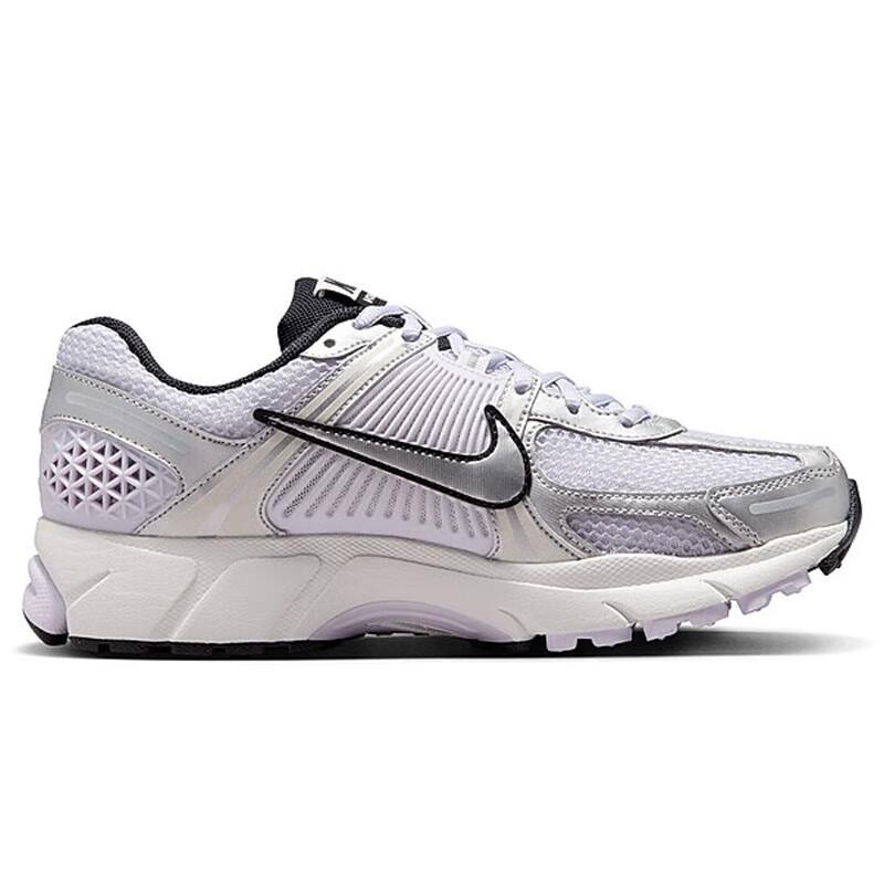 NIKE Women's Casual Shoes ZOOM VOMERO 5 Sneakers