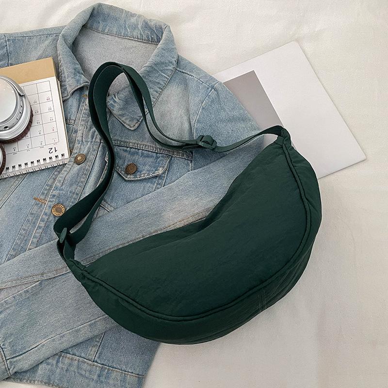 Nylon dumpling bag autumn and winter new casual shoulder bag commuter bag messenger bag women