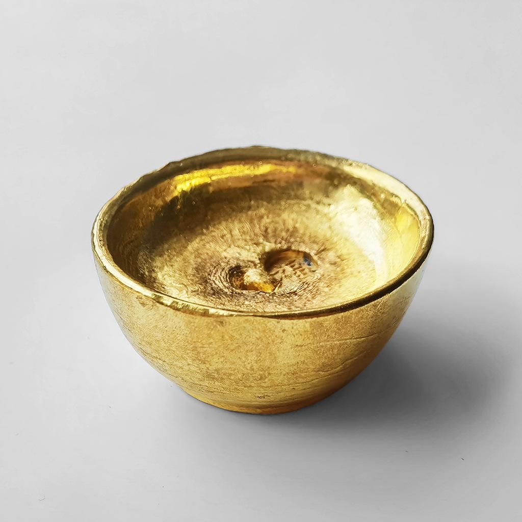 

Longing blessings, antique gold cups, antique ritual vessels, ornaments, brass, gilded solid, handicrafts, study entrance, collection