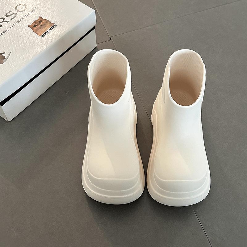 

Stylish, simple, casual and comfortable platform rain shoes for women s summer new versatile cool slippers beach shoes 39-40