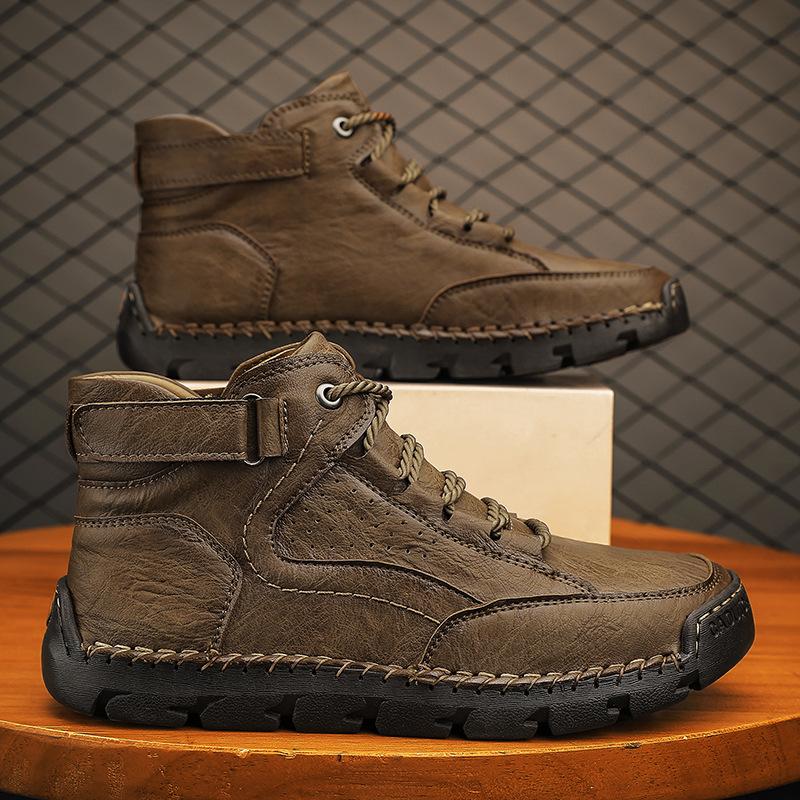 Botas de couro masculinas de tamanho grande, botas de tornozelo masculinas da moda costuradas à mão, sapatos casuais de cadarço de sola plana