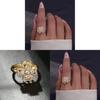 Blütenblatt Kupfer Schmuck Damen Drehbarer Ring Mit Galvanisierter Oberfläche Für Modeaccessoires