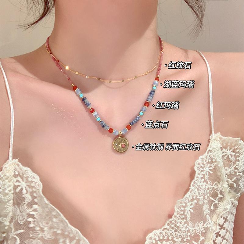 

Ожерелье с круглым кулоном из титановой стали цвета титана с натуральным камнем и бриллиантом, легкая роскошь, высокое чувство, нишевый дизайн, темпераментная универсальная вещь, украшение