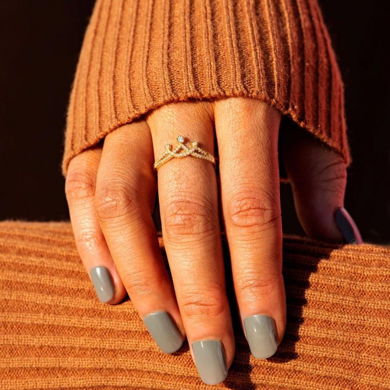

Crown Ring: Luxury Women s Full Diamond Princess Style Adjustable золотой