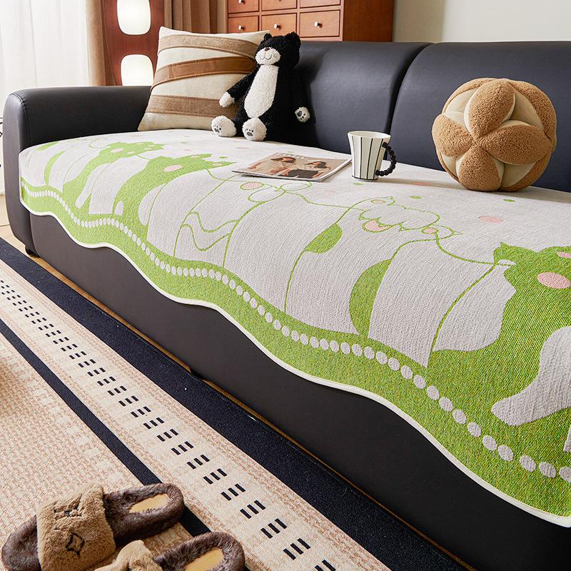 

Cartoon Style Special-Shaped Sofa Cushion Is Universal In All Seasons New Straight-Breasted Leather Sofa Seat Cushion Fixed Non-Slip Cover 70*70cm