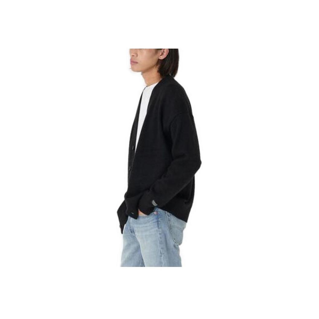 Levis Solid Color V-Neck Long Sleeve Knit Sweater Men Tops Black A0709-0019