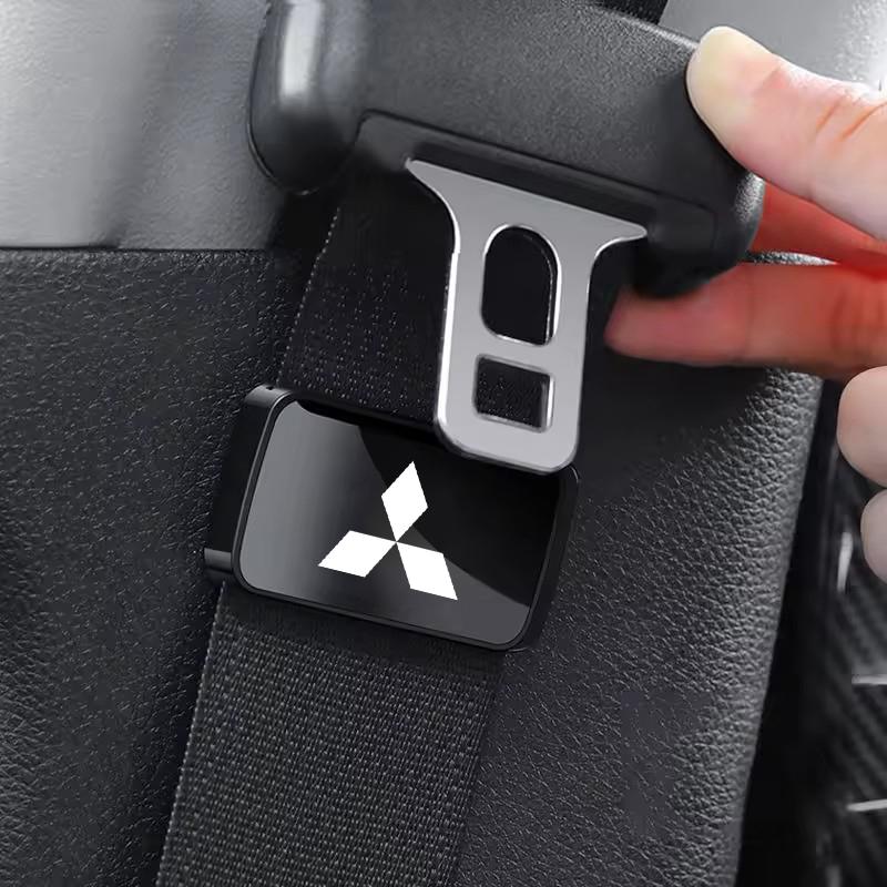 Magnetic Attract Car Seat Belt Holder Stabilizer Fastener for Mitsubishi Lancer EX Outlander Eclipse Pajero ASX Ralliart EVO EQ1