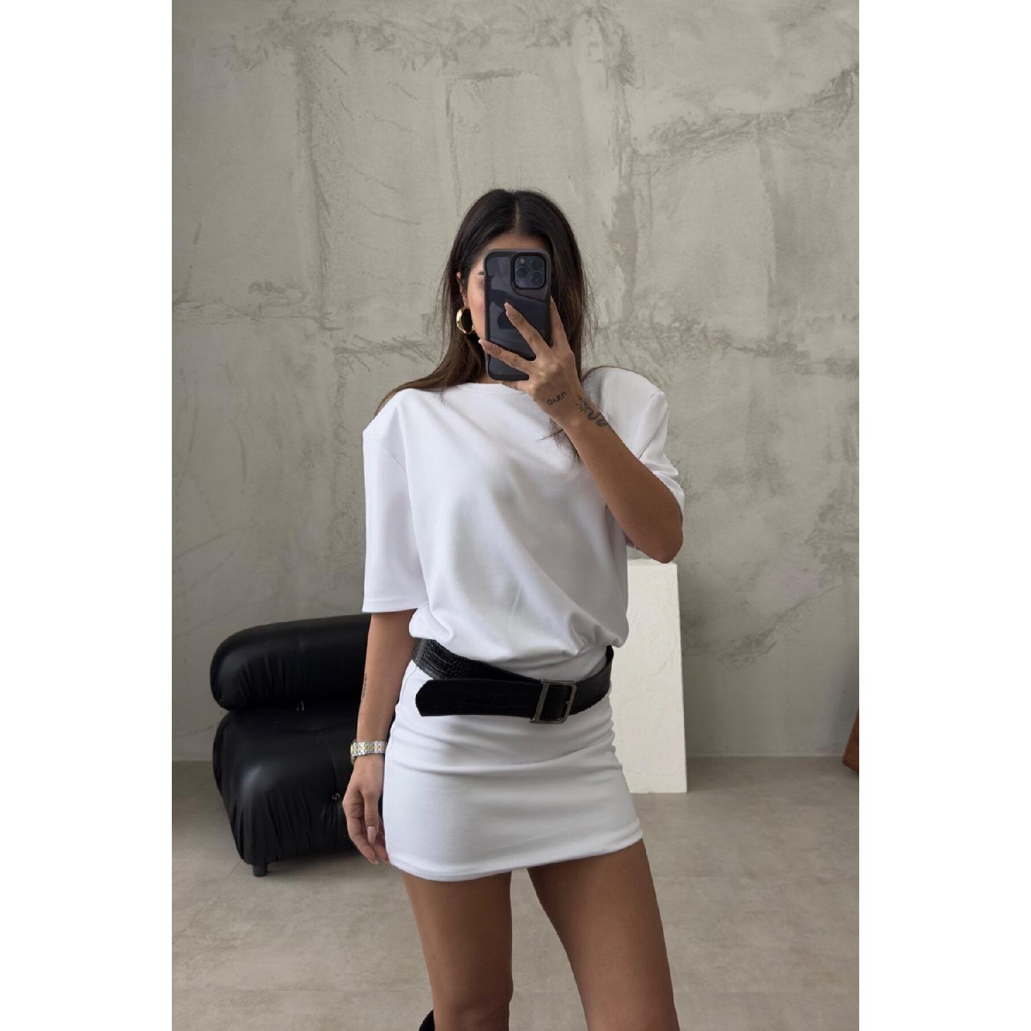 

Платье-футболка Feel Premium с мягкой подкладкой S белый