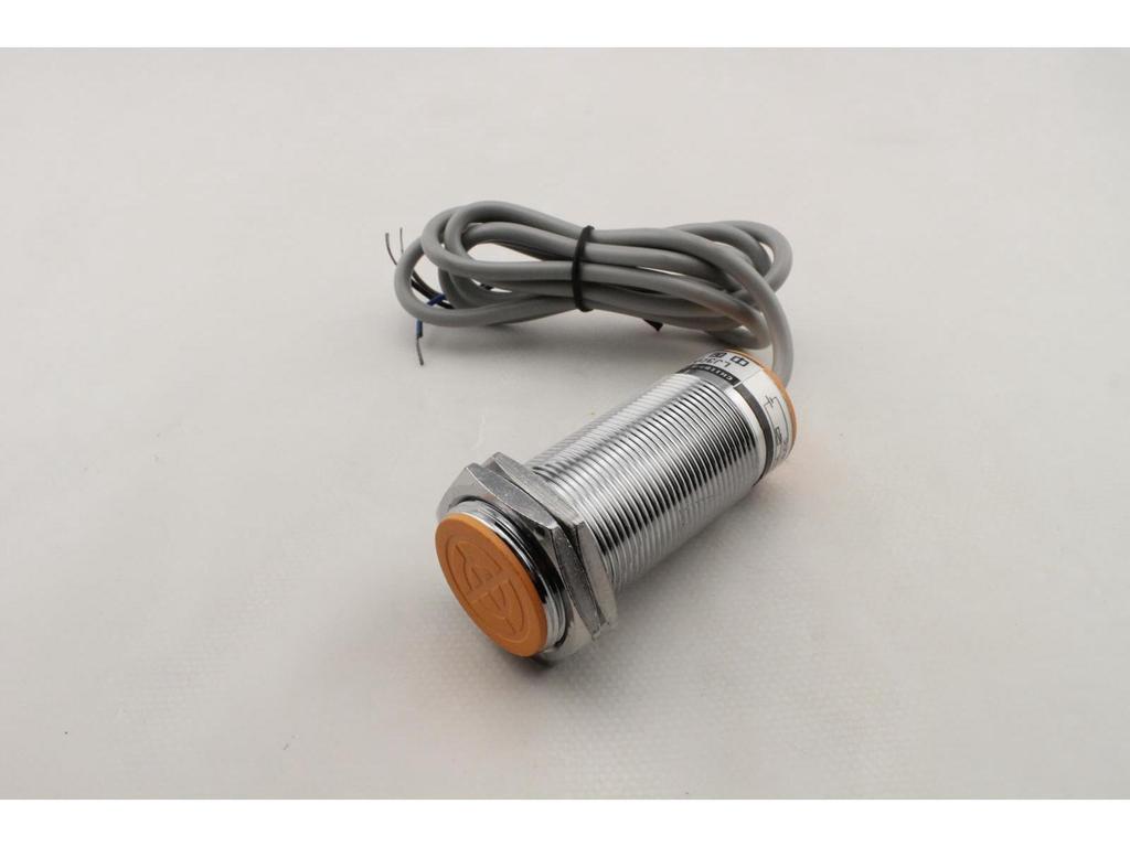 Inductive Proximity Sensor LJ30A3-10-Z/CXCYJ/EDZ: 3-Wire, 220V, 1 Normally Open, 1 Normally Closed