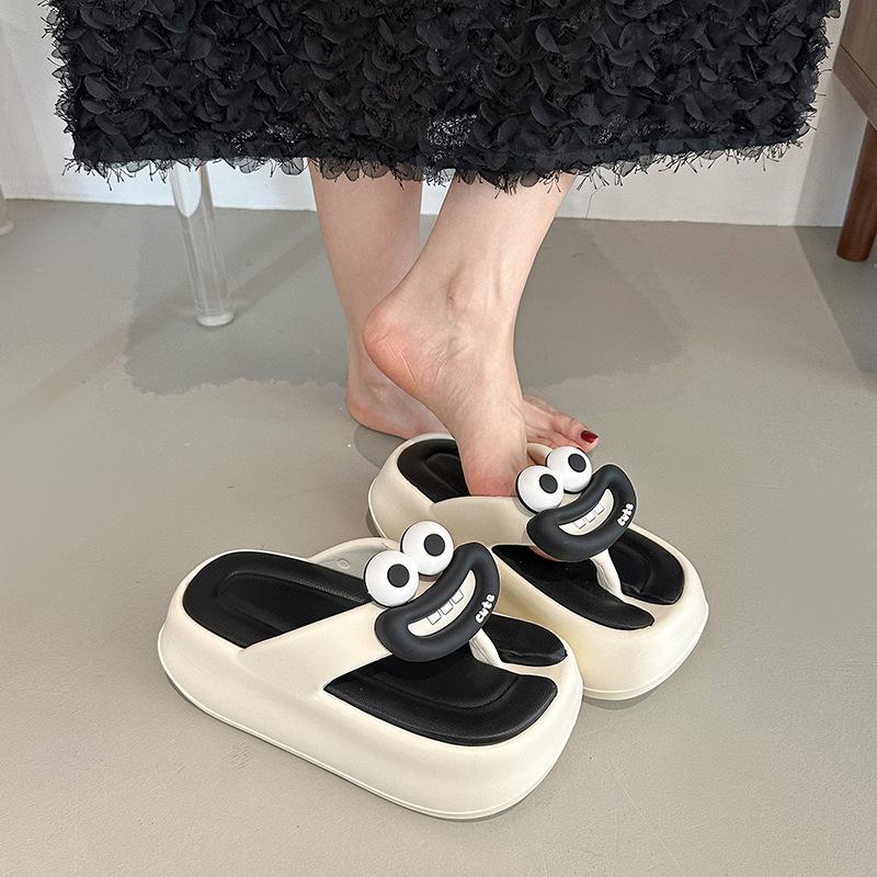 Niedliche Cartoon-Dekorations-Hausschuhe mit höherer atmungsaktiver Sohle, rutschfeste, bequeme Sandalen – Strand-Outdoor-Hausschuhe