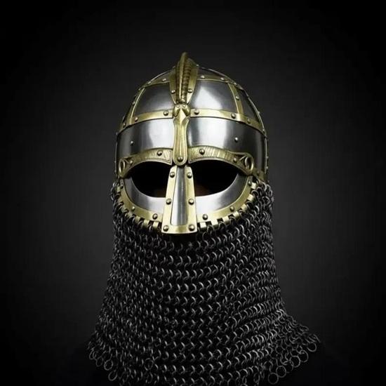 Handmade Steel Viking Helmet with Chainmail Aventail Nordic Warrior Armor LARP Cosplay