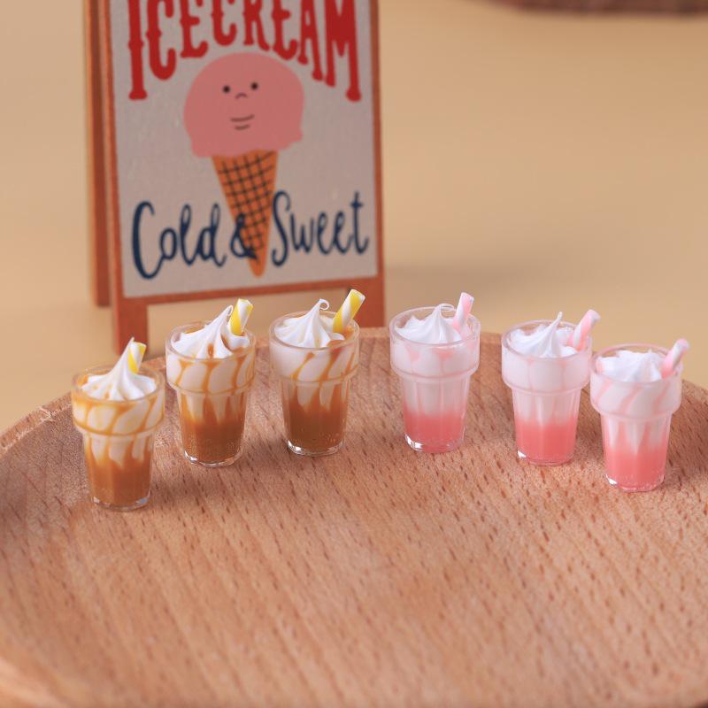 3D Sundae Ice Cream Toy: DIY Cream Glue Accessory for Dollhouse Scenes