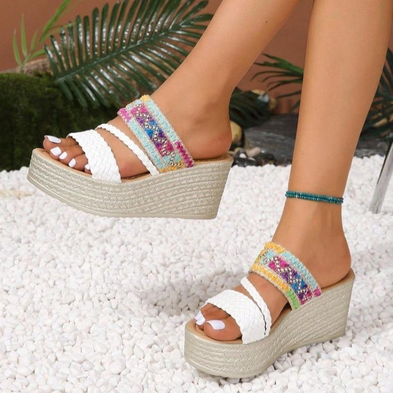 Fashion 2025 NEW Large Size Summer New Thick Heel Slippers Women's Woven Comfortable Outdoor Shoes Rubber Sole Ladies Sandals