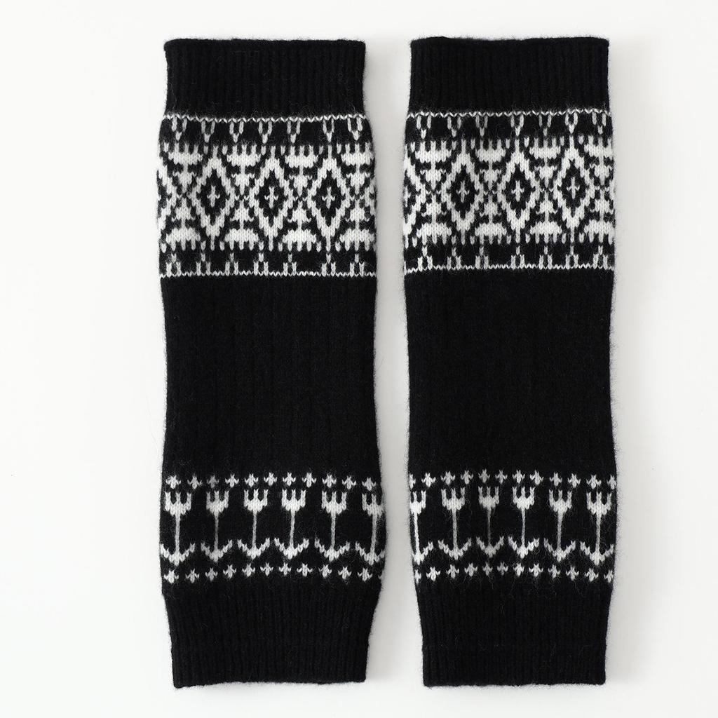 Girls' Jacquard Retro Wool Leg Warmers - Thick, Warm Mid-Calf Socks for Autumn & Winter.