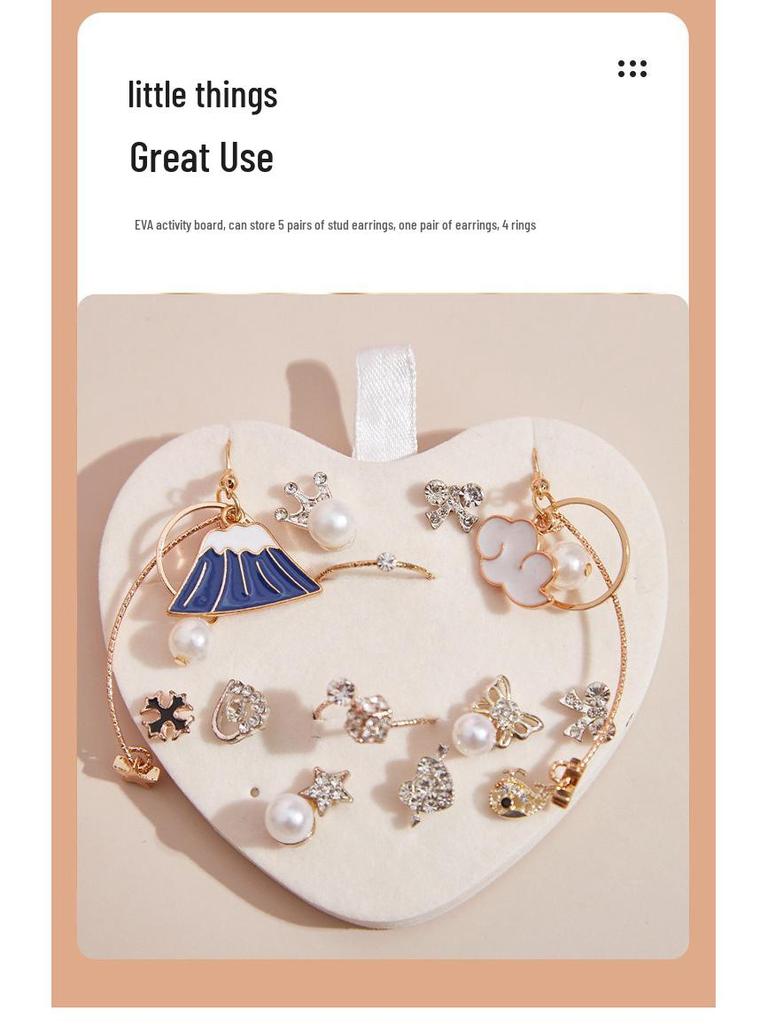 Heart-shaped Travel Jewelry Box for Earrings, Studs, and Rings