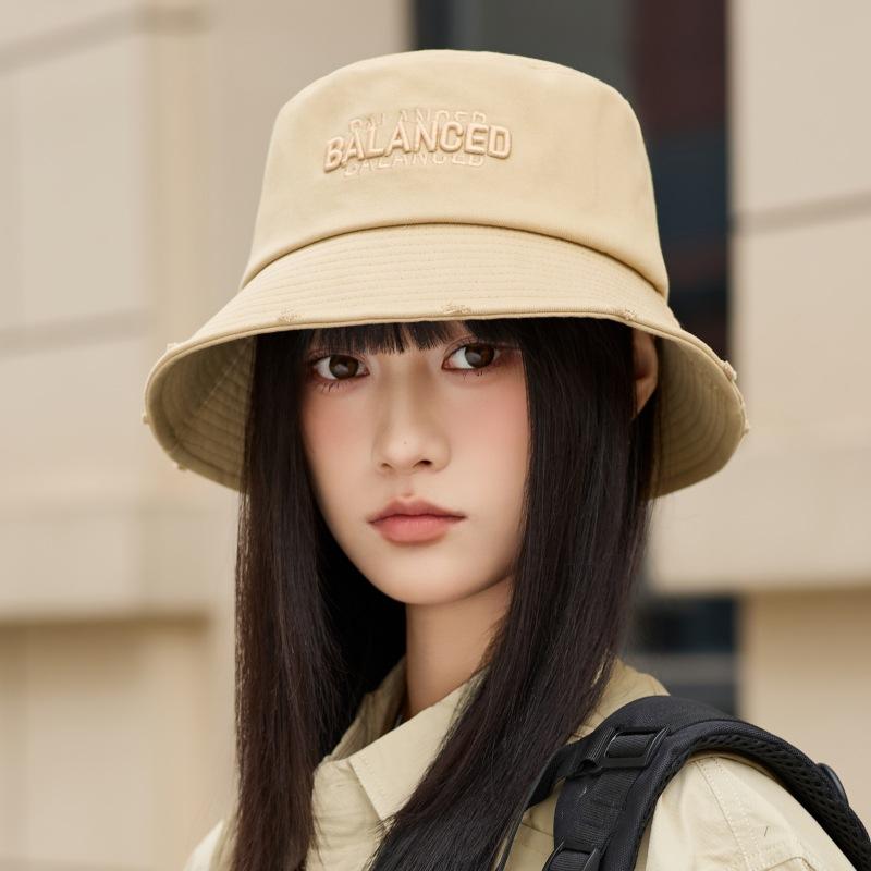 Summer Female Embroidery Letter Basin Hat Uv Protection Big Eaves Bucket Hat Travel Visor Beach Sun Hat