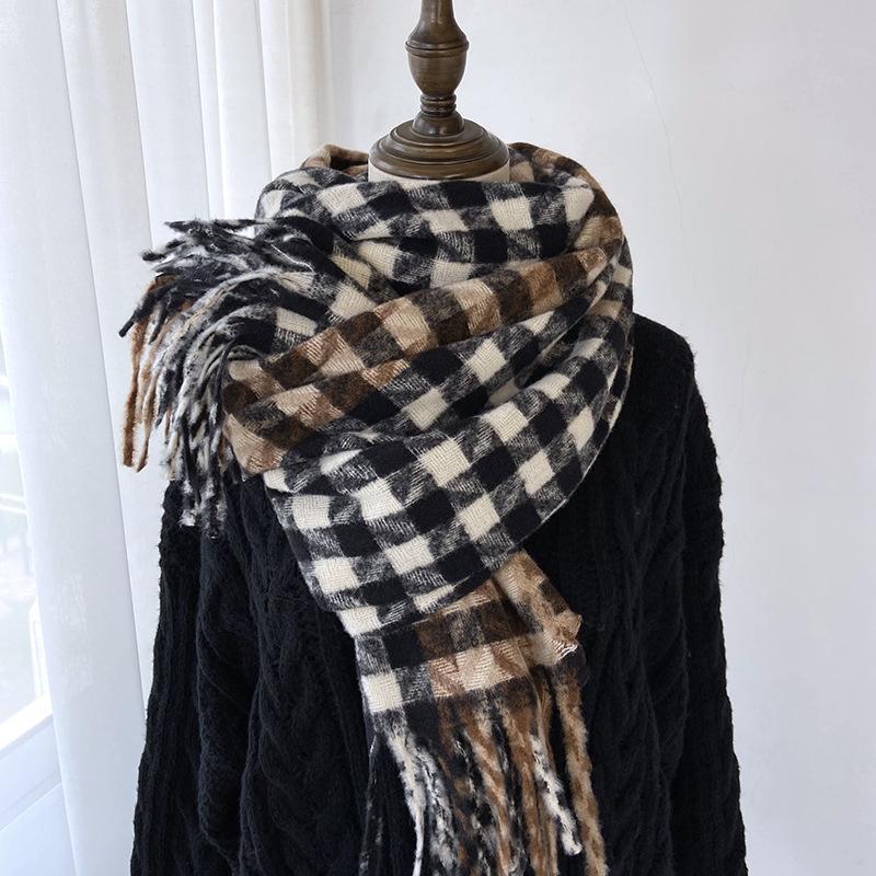 Checkered Scarf Women's Autumn and Winter New High-end Long Style Student Couple Shawl Warm and Thick Tassel Scarf
