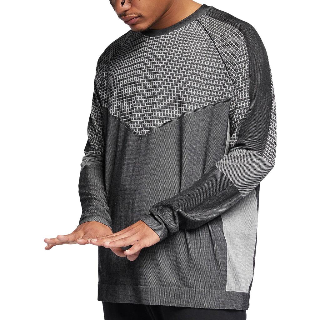 Nike T-shirt a Maniche Lunghe con Collo Giro e Pannello in Rete Uomo Top Nera AR1572-010