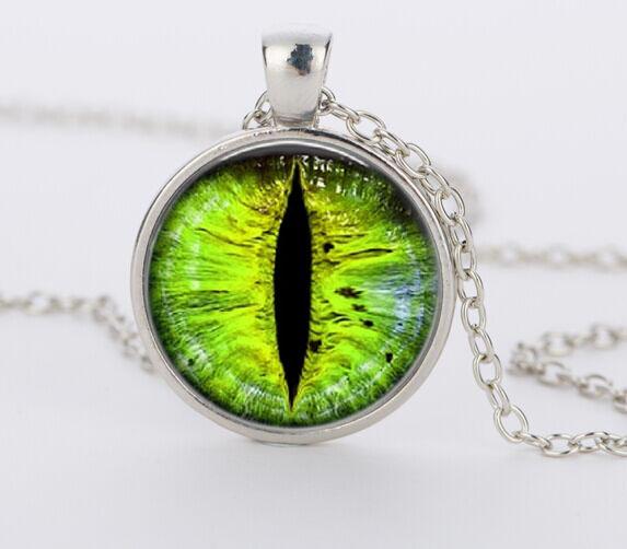 Vintage Red Cat Eye Necklace Dragon Eyes Photo Glass Cabochon Pendant Necklaces Women Men Jewelry