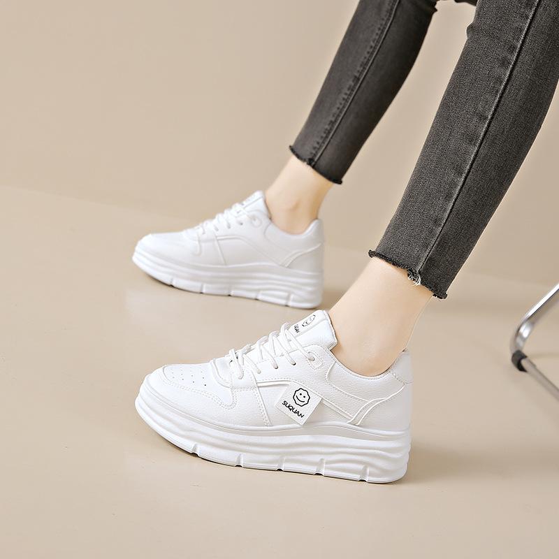 W3621 New Inner Height-increasing Casual Board Shoes 2025 Autumn Fashion Breathable Shoes Platform-soled Students Korean Version of Versatile Shoes