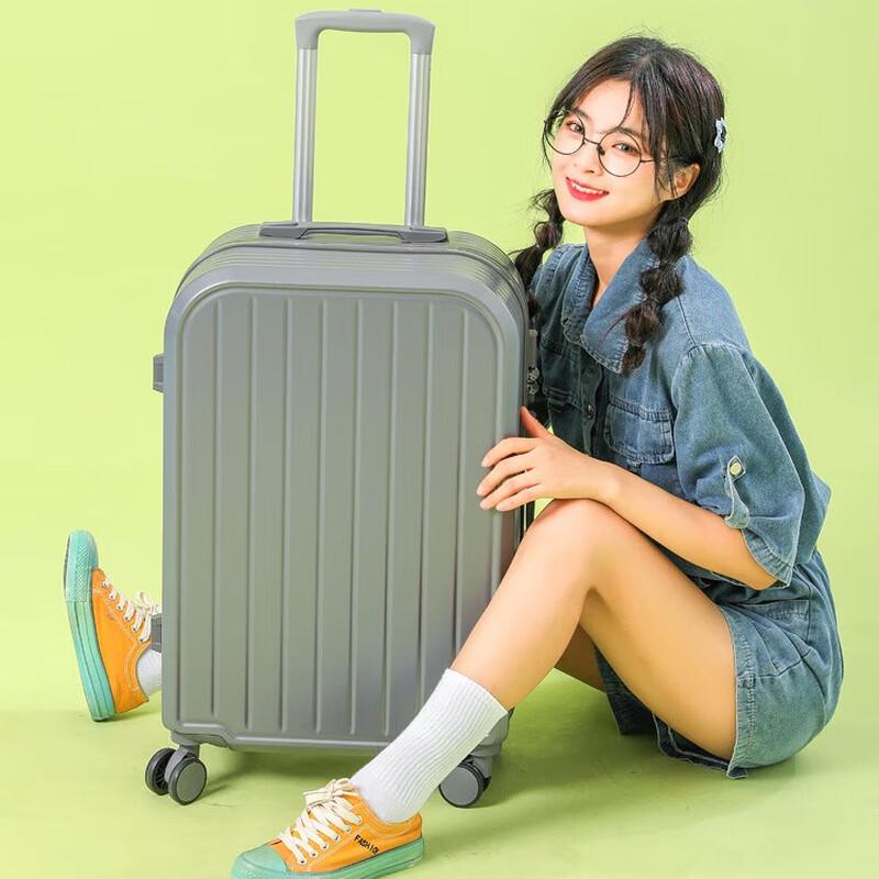 Traveler Lightweight Smart Hardside Luggage 20-inch