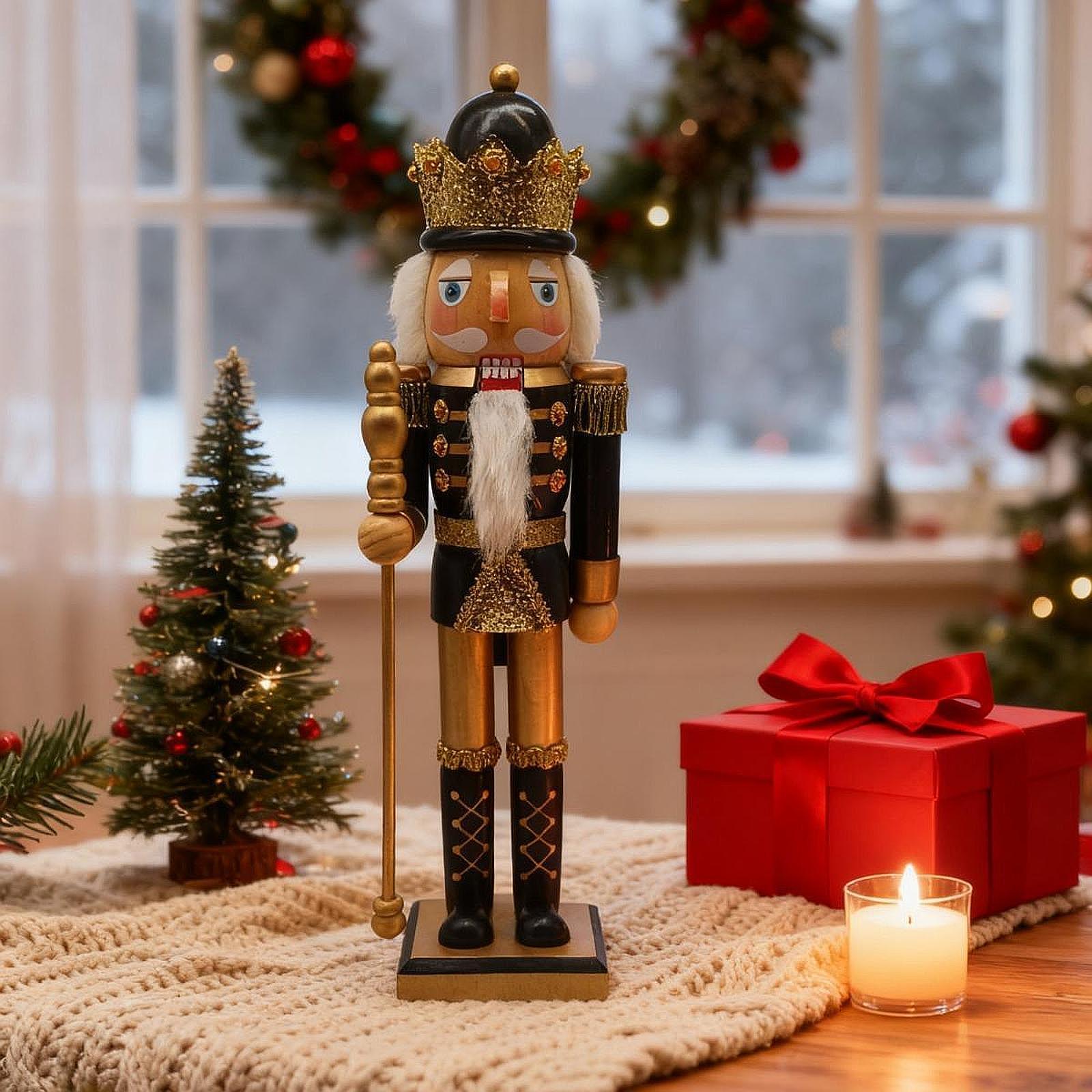 Nutcracker Figurine Christmas Nutcracker Soldier for Party Shelf Fireplace