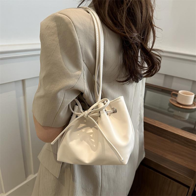 Stylish 2024 Women's Pu Leather Bucket Bag Trendy Single Shoulder Handbag With Bow