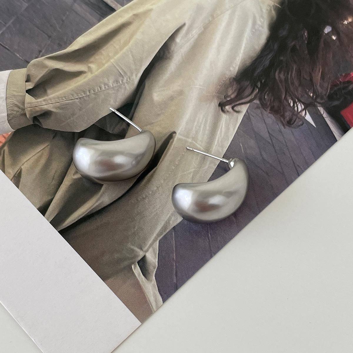 

Легкий роскошный темперамент холодный матовый металл капли воды серьги-гвоздики Doudou женские нишевые модные высокие чувства новые серьги copper