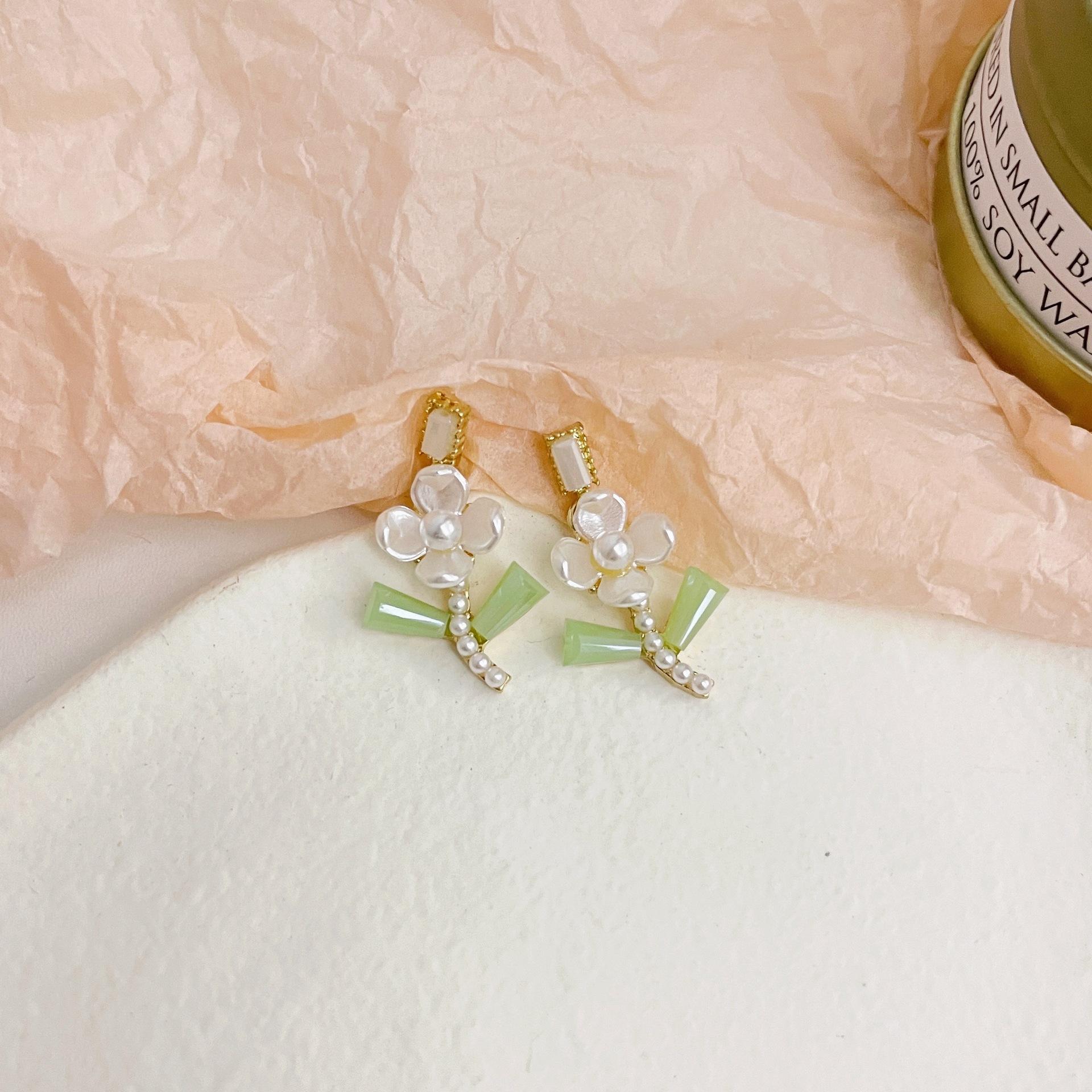 

Женские маленькие изящные серьги-гвоздики с цветами, серьги-капли с цветами для девочек, подарок