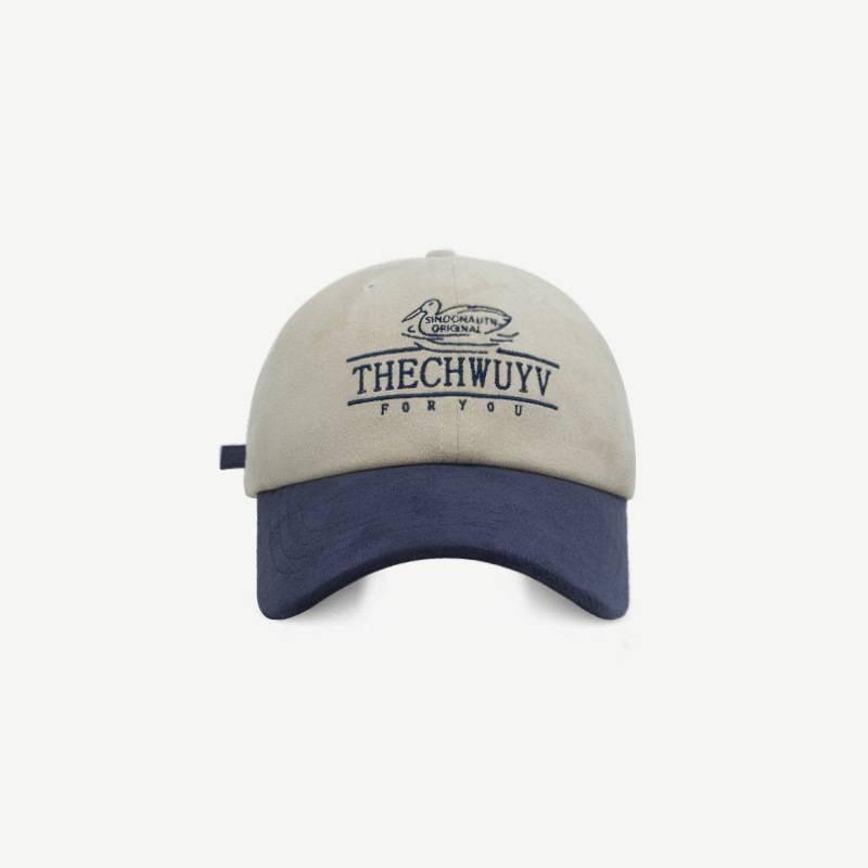 

Duckling Cute Cartoon Alphabet Embroidered Baseball Cap Patchwork Cap Color