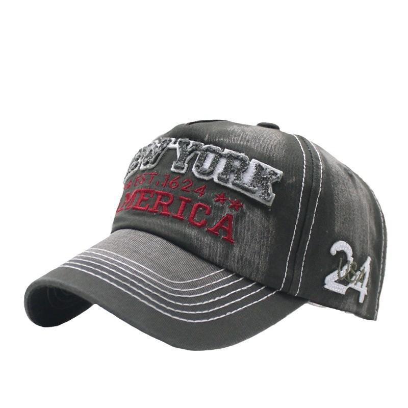 Men's and Women's Peaked Caps Fashion NEW YORK Letter Embroidery Sports Baseball Caps Versatile Shade Riding