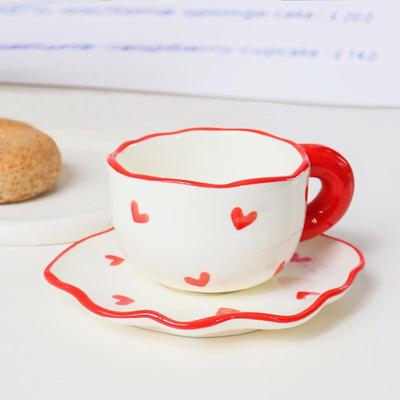 Süßes handbemaltes Keramik-Herz-Kaffee- und Teetassen-Set