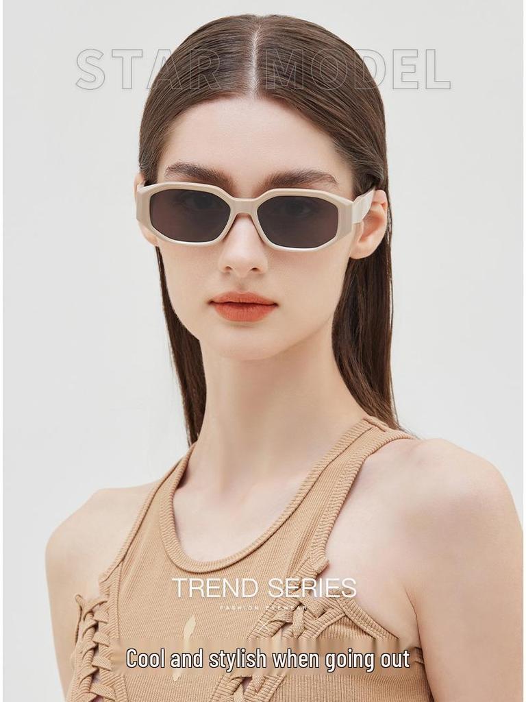 Unisex Trendy Runway Street Style Sunglasses - Small Metal Frame
