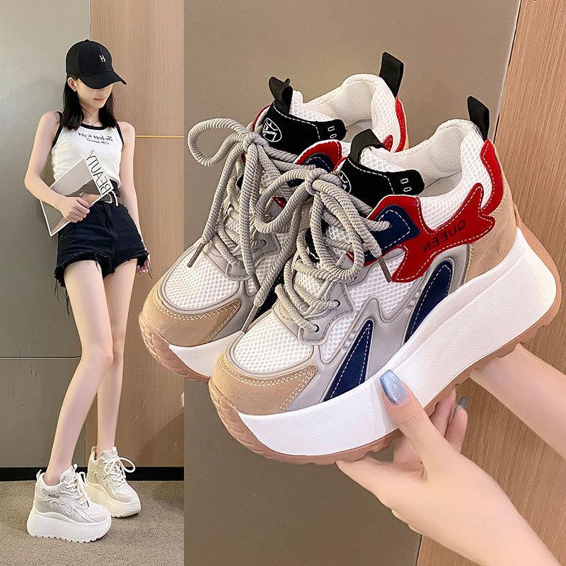 Thick-soled heightened lightweight sports small casual dad shoes women's 2025 autumn new popular thick-soled high-top shoes