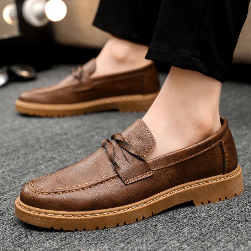 Fashion Men Casual Shoes Luxury Men's Loafers Handmade Leather Men's Shoes Moccasins Slip On Flats Male Tassel Driving Shoes for Man